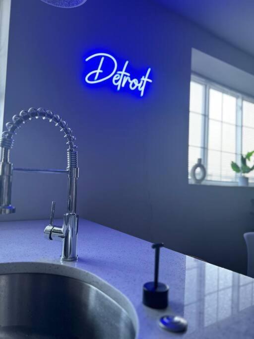 Modern Loft!/Free Parking/Long Stay Friendly! Detroit Ngoại thất bức ảnh